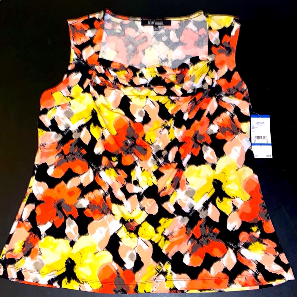 Le Suit Separates Coral Multi Floral Sleeveless Shell